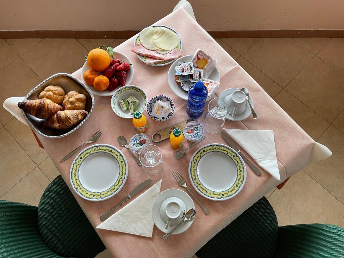 Hotel Miramare Garzia Marinella di Selinunte Eksteriør bilde